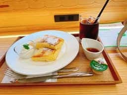 Tarte & Love Café