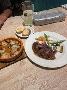 Island dinning SLOW