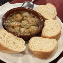 ラ・ピカーダ・デ・トレス スペインバル＆レストラン ワイン・ビアバー