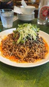 紅虎餃子房 人形町店