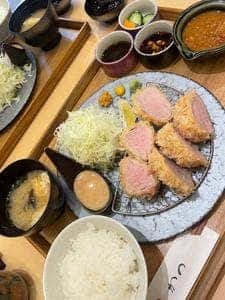 覚王山とんかつ わだ福