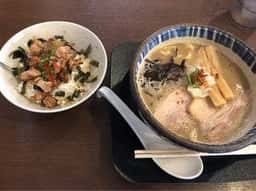 にぼし中華 廣はし