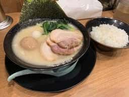 横浜家系ラーメン 町田商店 仙台広瀬通店