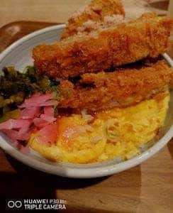 豚肉料理 ぼたん