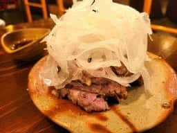無国籍料理店 極楽孔雀
