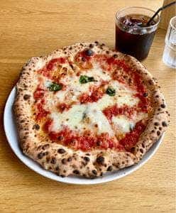 pizzeria TONINO 北海道長沼店