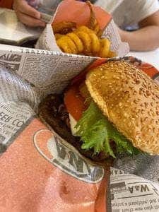 A&W うるま安慶名店