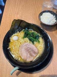 横浜家系ラーメン 綱島商店