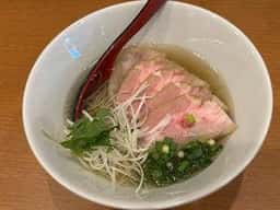 牛骨塩ラーメン 七壱