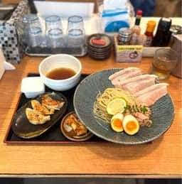 ラーメンたろう三宮店