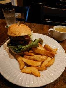 アディロンダックカフェ
