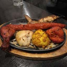 居酒屋 インドカレー アジア料理 チャンドラマ ミューザ川崎店