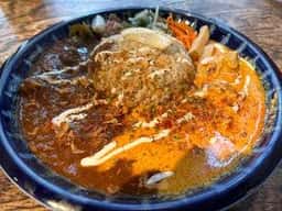 虹色CURRY食堂