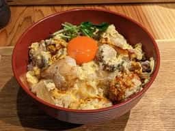 炭焼き親子丼 MARUYA 。