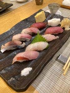 すし処 潮り
