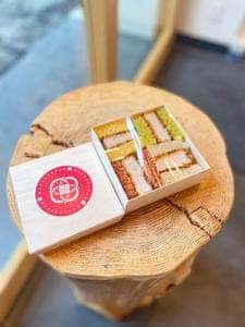 カツとパン