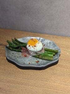 ラフ カフェ アンド ダイニングバー