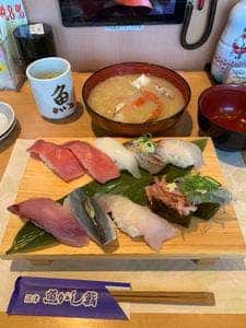 沼津魚がし鮨 流れ鮨 伊豆の国大仁店
