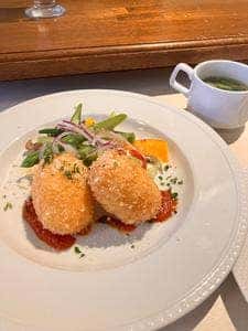 カフェ ファミーユ