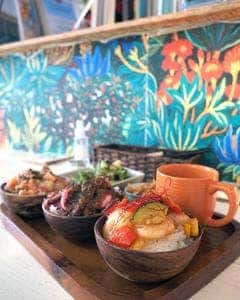 カフェ ダイニング マカナ
