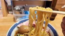 横浜家系ラーメン 雷神家