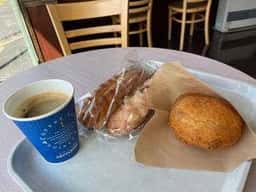 ベーカリーカフェ カスタード