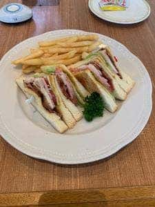 ロイヤルホスト 九段下店