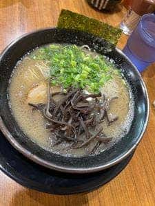 博多長浜らーめん ぼたん 大塚本店