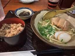 沖縄地料理 あんがま 国際通り店
