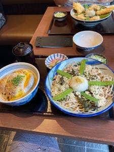 磯おろし戸隠そば 草薙店