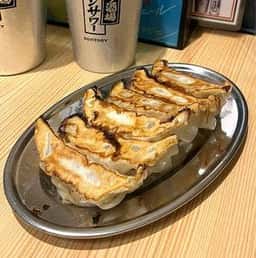 餃子のかっちゃん 神戸三宮店