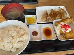 餃子食堂 つるかめ