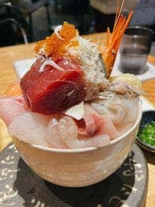 シハチ鮮魚店 狸COMICHI店