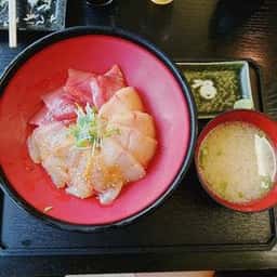 あじや