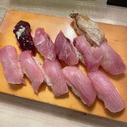 名前のない寿司屋