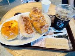 CAFE&BAKERY MIYABI オランダヒルズ店