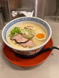 ラーメンは飲み物だがや。