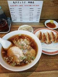 亀戸ぎょうざ 両国店