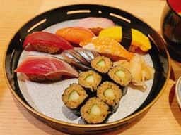 超速鮮魚寿司 羽田市場 博多リバレインモール店