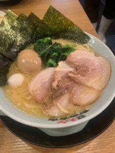 横浜家系ラーメン 門真商店