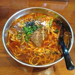かるびラーメン 小田原本店