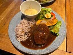 Cheval Café