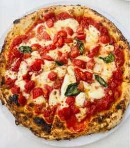 ピッツェリア ペスカトーレ