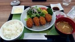 ロイヤルホスト 広島空港店