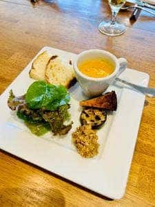 オステリアドンナルイーザ