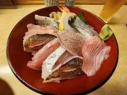 魚料理と銘酒の店 すしや万采 小田原店
