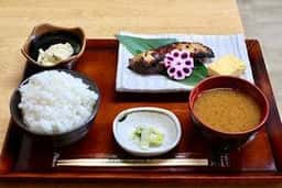 焼魚専門 太市食堂