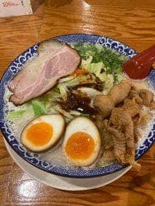 博多ラーメン鶴亀堂 長久手図書館通り店