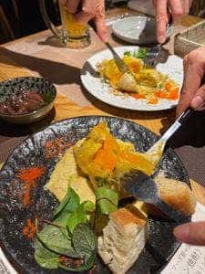 ハチマル蒲鉾 なんば千日前店