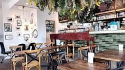 cafe and fruits BUNBUN
